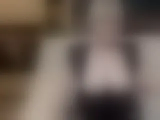 Live sex webcam photo for EveSquirt #122139687