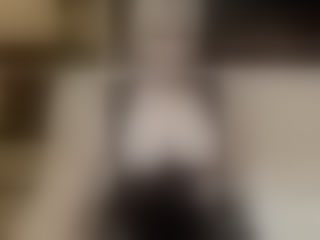 Live sex webcam photo for EveSquirt #123101540