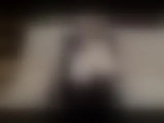 Live sex webcam photo for EveSquirt #137884416