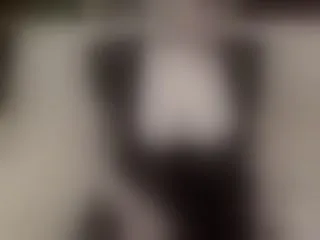 Live sex webcam photo for EveSquirt #138411398