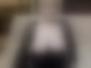 Live sex webcam photo for EveSquirt #144026288