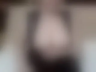 Live sex webcam photo for EveSquirt #146257995