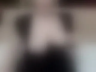 Live sex webcam photo for EveSquirt #146357911