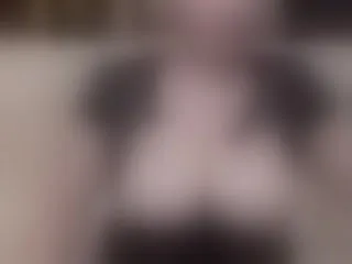 Live sex webcam photo for EveSquirt #168680899