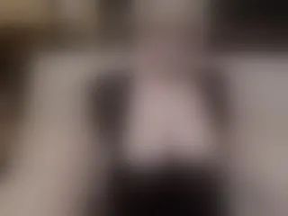 Live sex webcam photo for EveSquirt #179461559