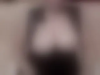 Live sex webcam photo for EveSquirt #186018787