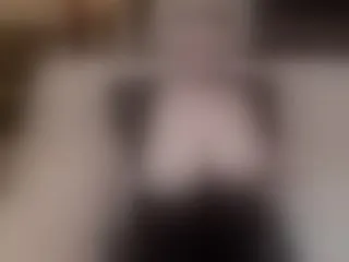 Live sex webcam photo for EveSquirt #186785139