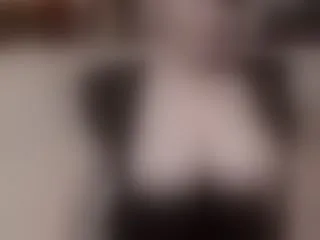 Live sex webcam photo for EveSquirt #195617899