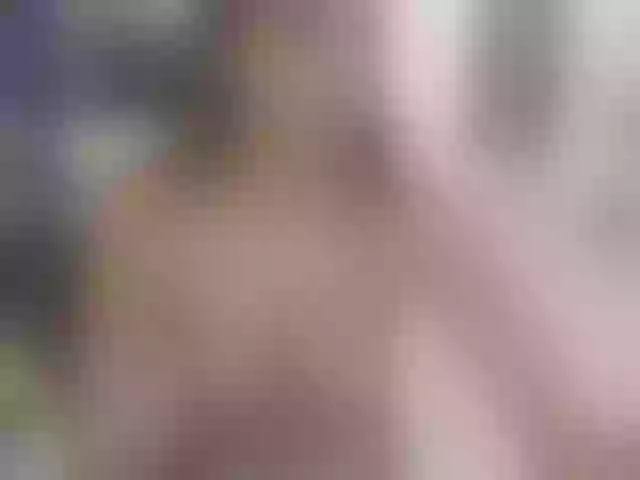 Live sex webcam photo for EveeEvian #291693662