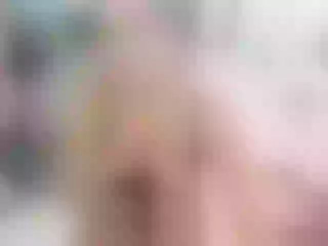 Live sex webcam photo for EveeEvian #291745143
