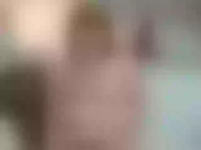 Live sex webcam photo for EveeEvian #291968296