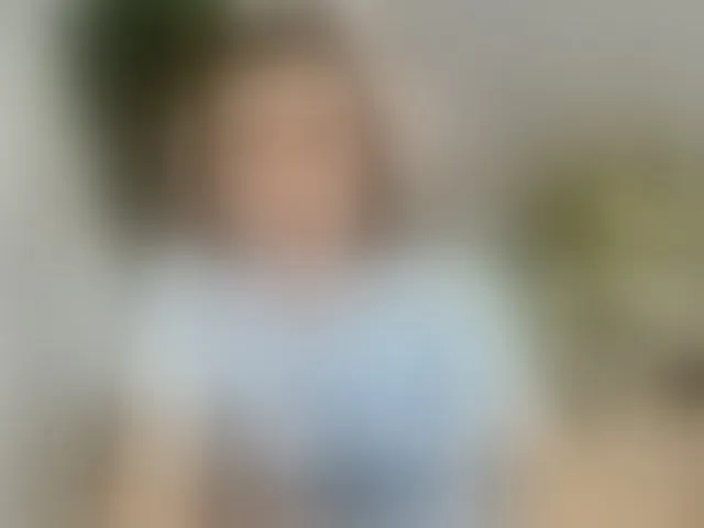 Live sex webcam photo for EveeEvian #293500585