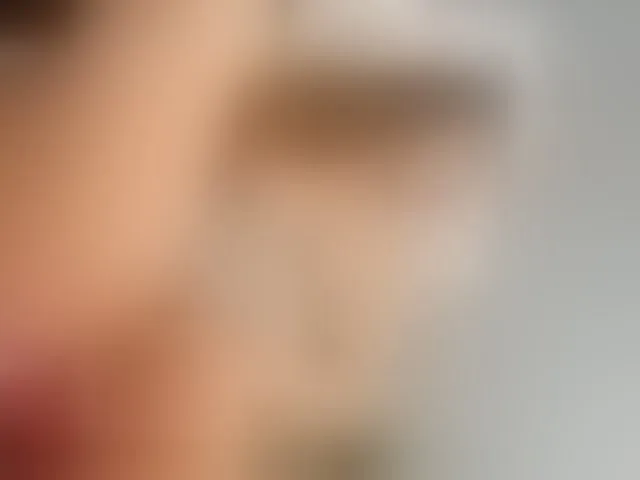 Live sex webcam photo for EveeEvian #293738335