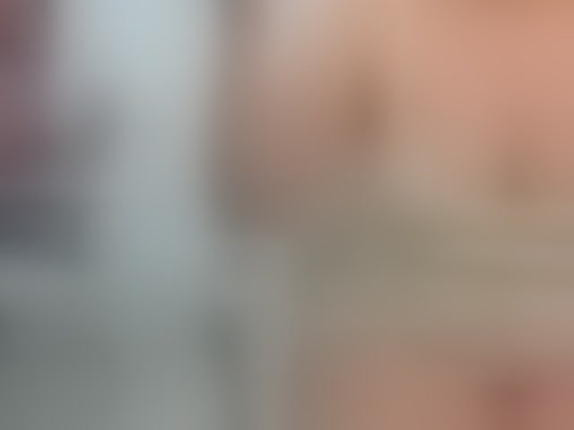 Live sex webcam photo for EveeEvian #294278666