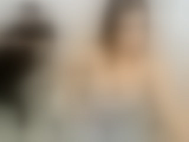 Live sex webcam photo for EveeEvian #294373445