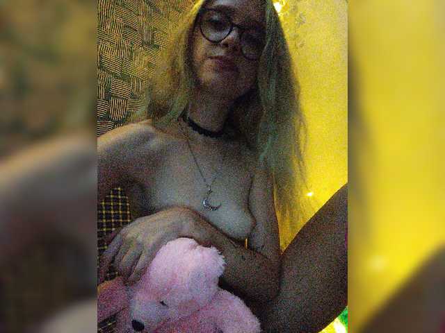 Live sex webcam photo for EvelinaG #274304799