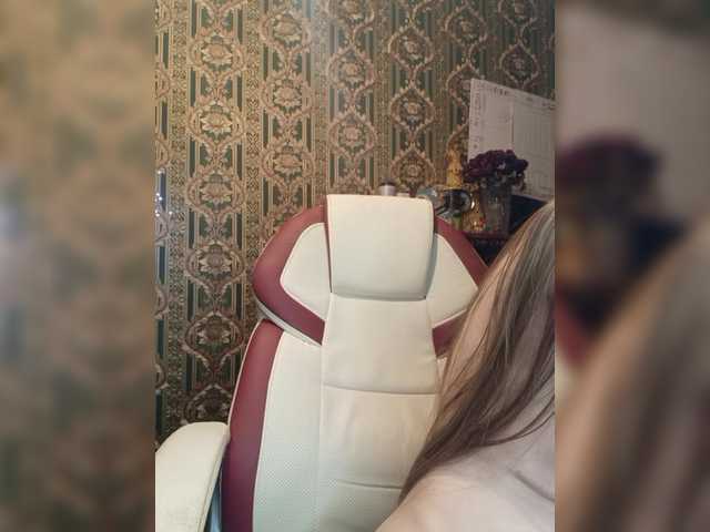 Live sex webcam photo for EvelinaPuro4kina114496 #291053230