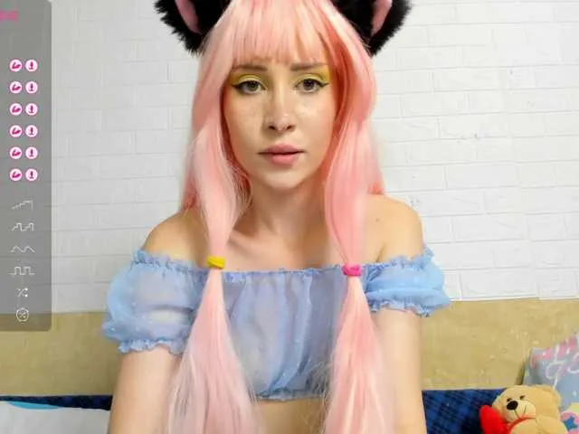 Live sex webcam photo for EvelinaRo #276289458