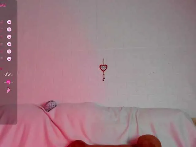 Live sex webcam photo for EvelinaRo #277552564