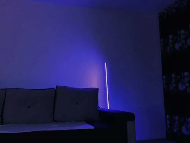 Live sex webcam photo for Evelinarosse #290554181