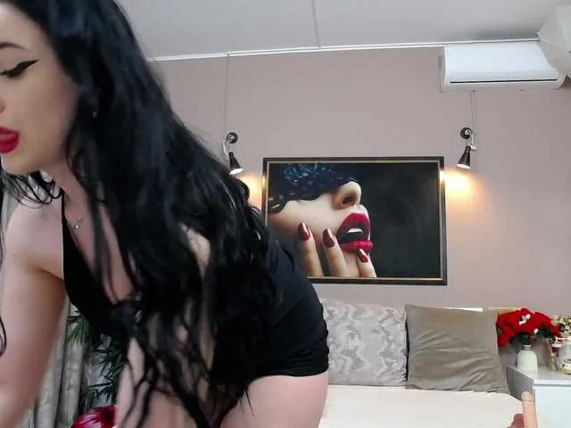 Live sex webcam photo for EvellyneReys #277701780