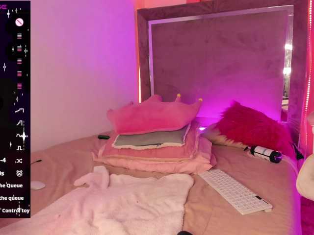 Live sex webcam photo for Evellyyn #291524060