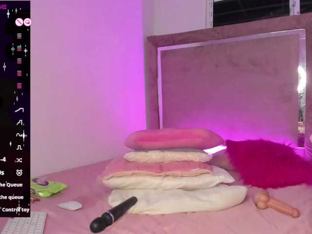 Live sex webcam photo for Evellyyn #291612554