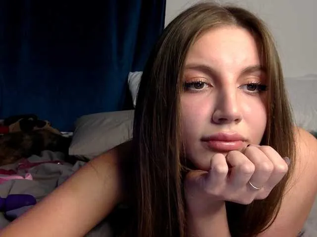 Live sex webcam photo for Evelonelfi #290700138