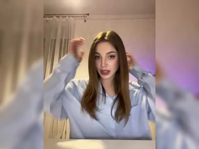 Live sex webcam photo for Evelonelfi #291059122