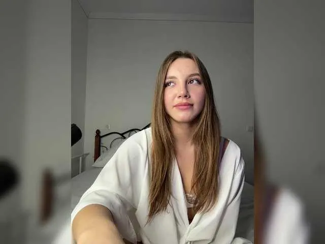 Live sex webcam photo for Evelonelfi #291477519