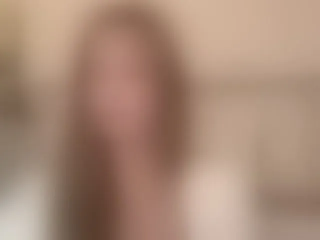 Live sex webcam photo for Evelonelfi #293592335