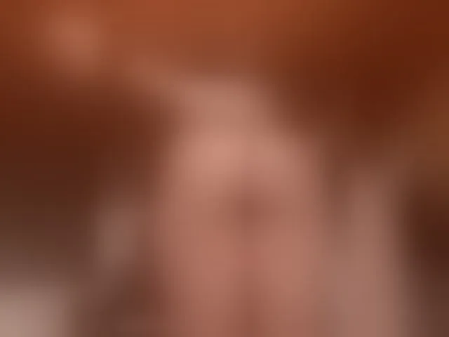 Live sex webcam photo for Evelyn- #293828488