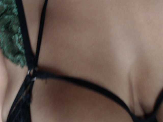 Live sex webcam photo for Evelyn-Sanz #273440094