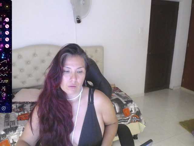 Live sex webcam photo for Evelyn-mature19 #288386338