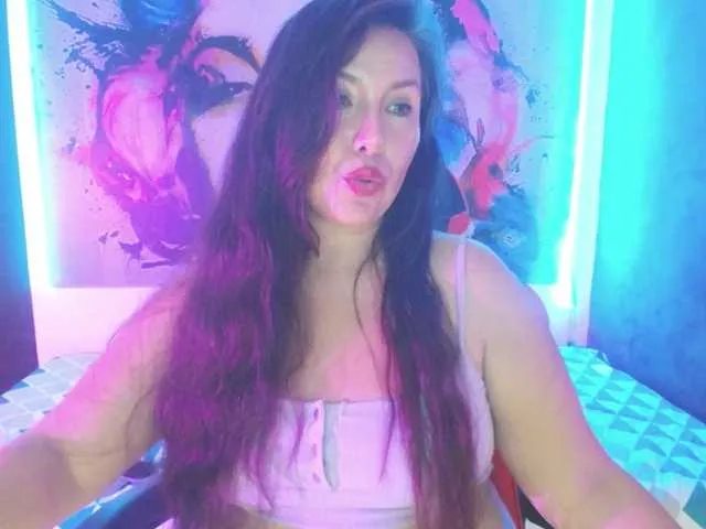 Live sex webcam photo for Evelyn-mature19 #290816533