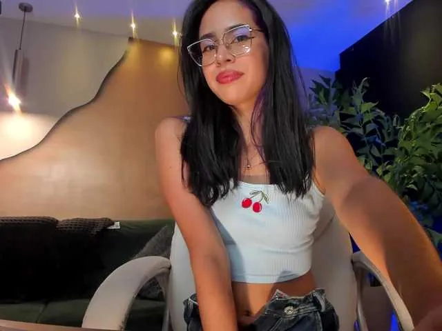 Live sex webcam photo for EvelynHarris #287950463