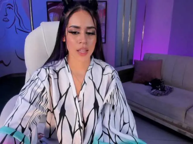 Live sex webcam photo for EvelynHarris #287950485