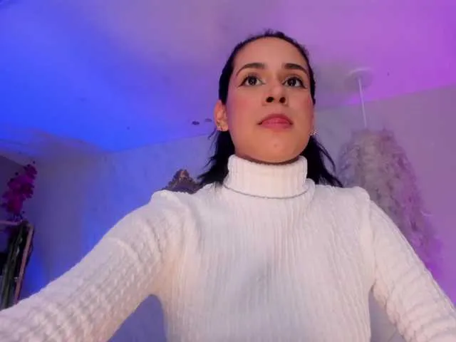 Live sex webcam photo for EvelynHarris #287950501
