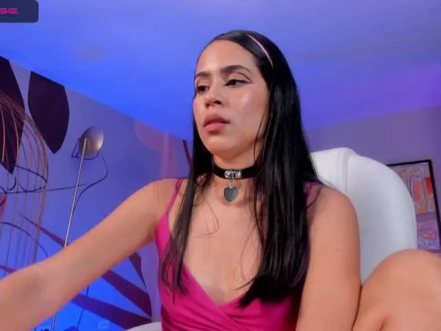 Live sex webcam photo for EvelynHarris #287950560