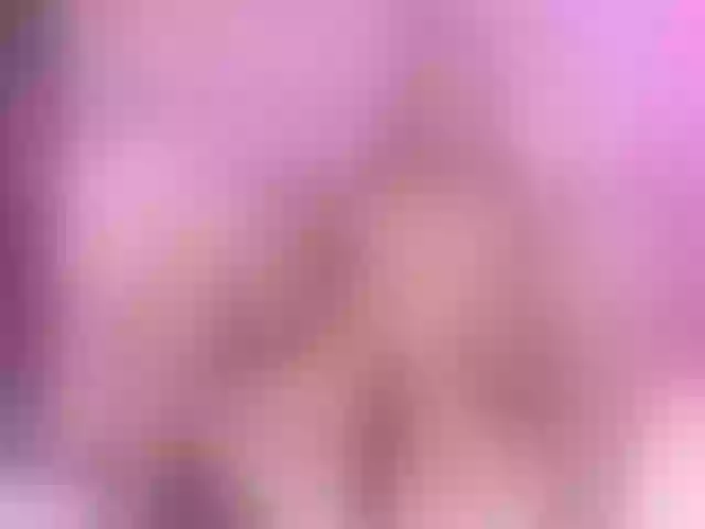 Live sex webcam photo for EvelynMill #275985247