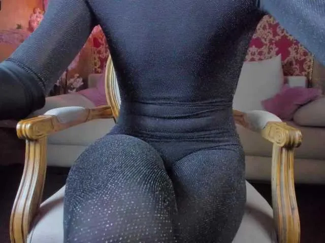 Live sex webcam photo for EvelynMorte #274537893