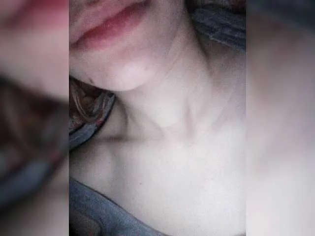 Live sex webcam photo for EvelynXKukla #272259377