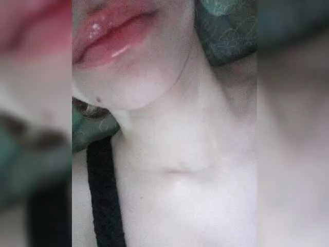 Live sex webcam photo for EvelynXKukla #272401956