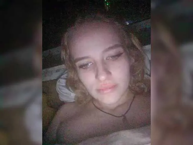 Live sex webcam photo for EvelynXKukla #290455094