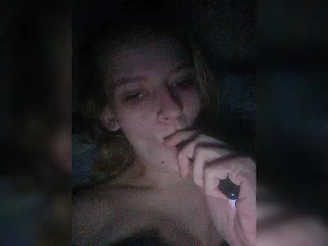 Live sex webcam photo for EvelynXKukla #290960279