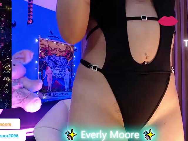 Live sex webcam photo for EverlyMoore #288066490