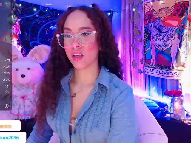 Live sex webcam photo for EverlyMoore #288066500