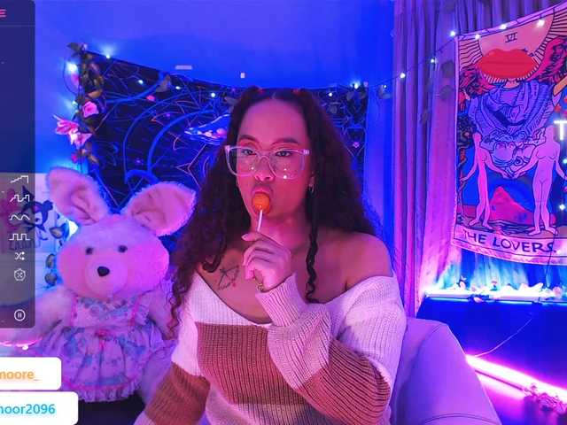 Live sex webcam photo for EverlyMoore #288066510