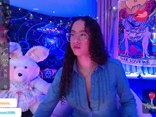 Live sex webcam photo for EverlyMoore #288066515