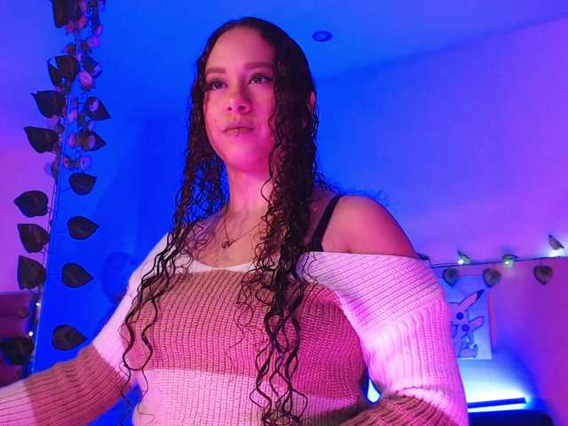 Live sex webcam photo for EverlyMoore #288066594